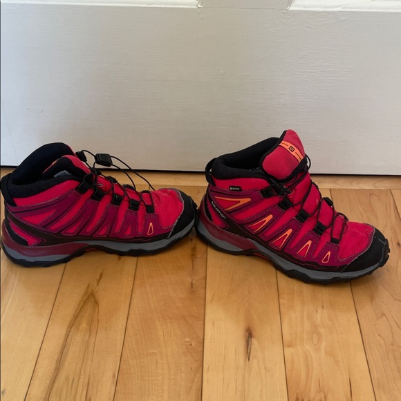 Salomon XA Pro V8 Mid Waterproof Hiking Boots - girls - Picture 1 of 4